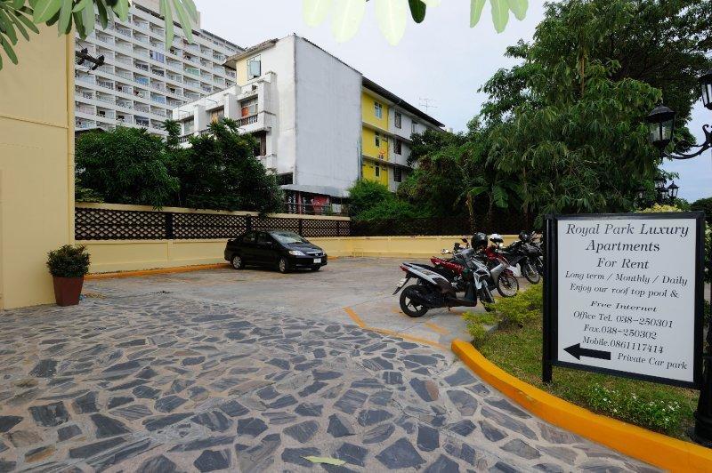 Royal Park Apartments Jomtien Beach Zewnętrze zdjęcie