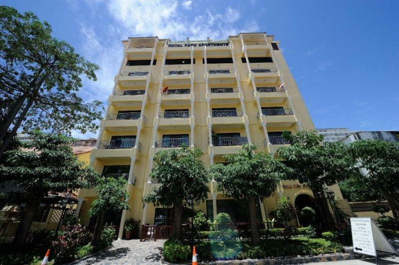 Royal Park Apartments Jomtien Beach Zewnętrze zdjęcie